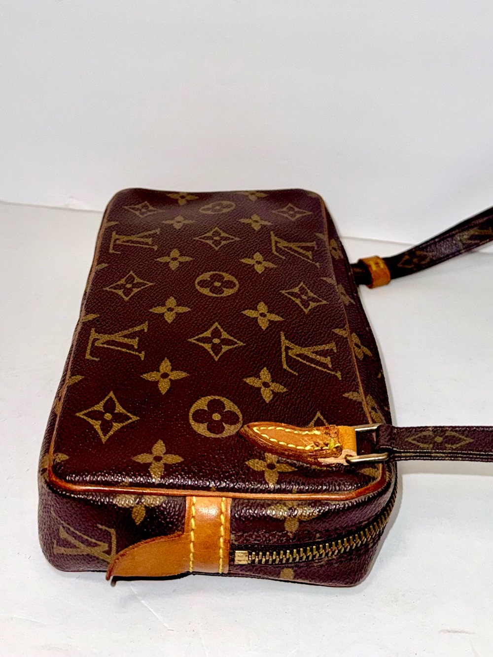 Louis Vuitton Monogram Canvas Crossbody Bag in Brown - Picture 7 of 15